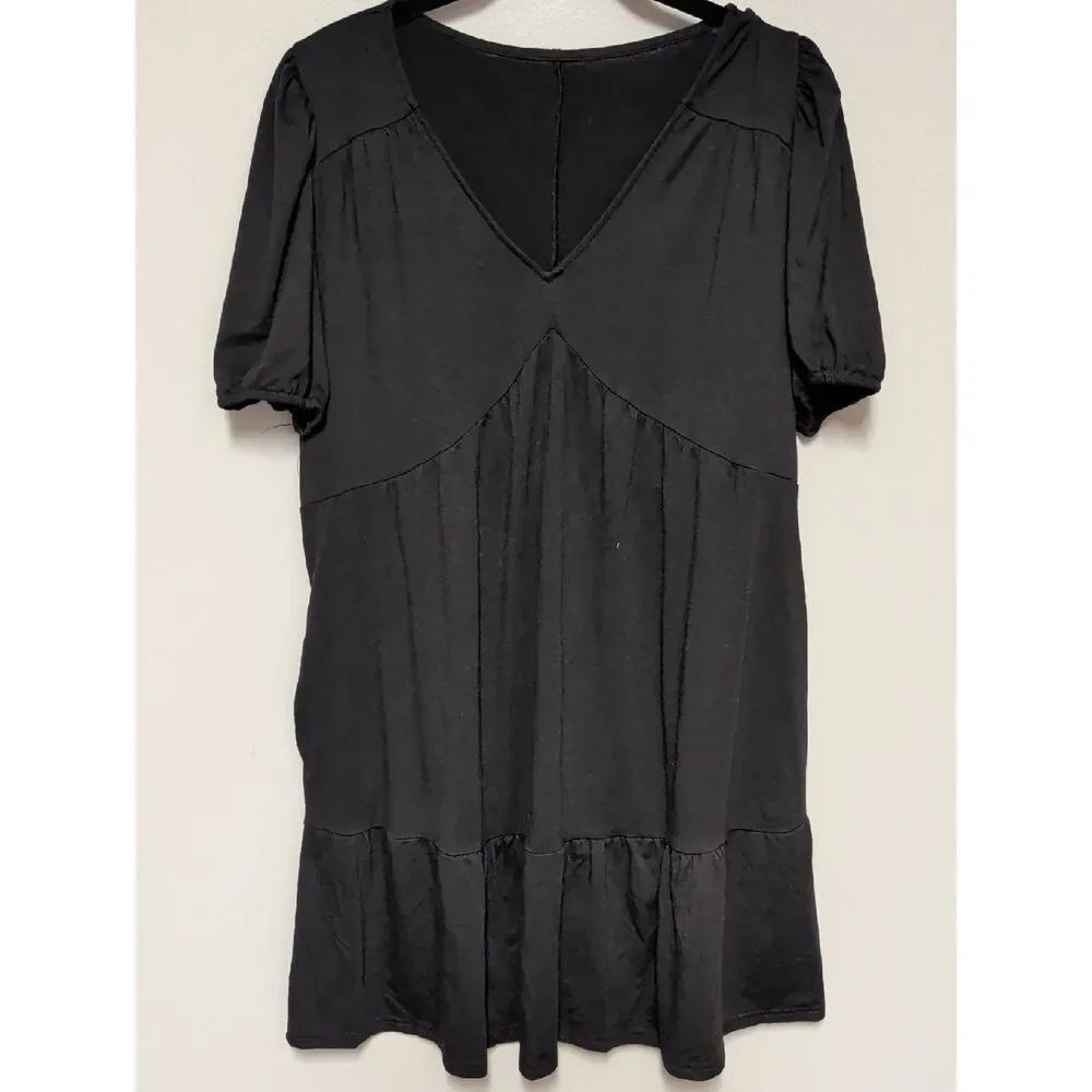 Black V-Neck Short Sleeve Dress